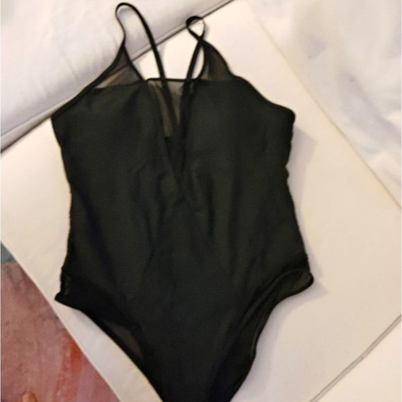 Cupshe swimsuit size M - Picture 1 of 4